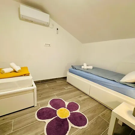 Kuca Za Odmor Olica 度假居 *