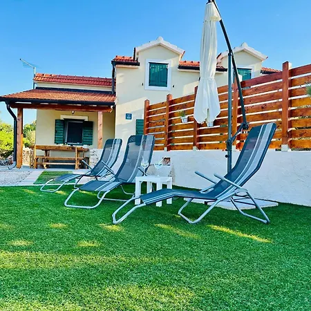 Tatil Evi Kuca Za Odmor Olica *