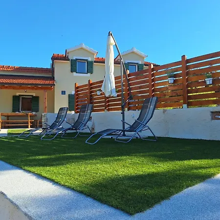 Kuca Za Odmor Olica Holiday home Basina